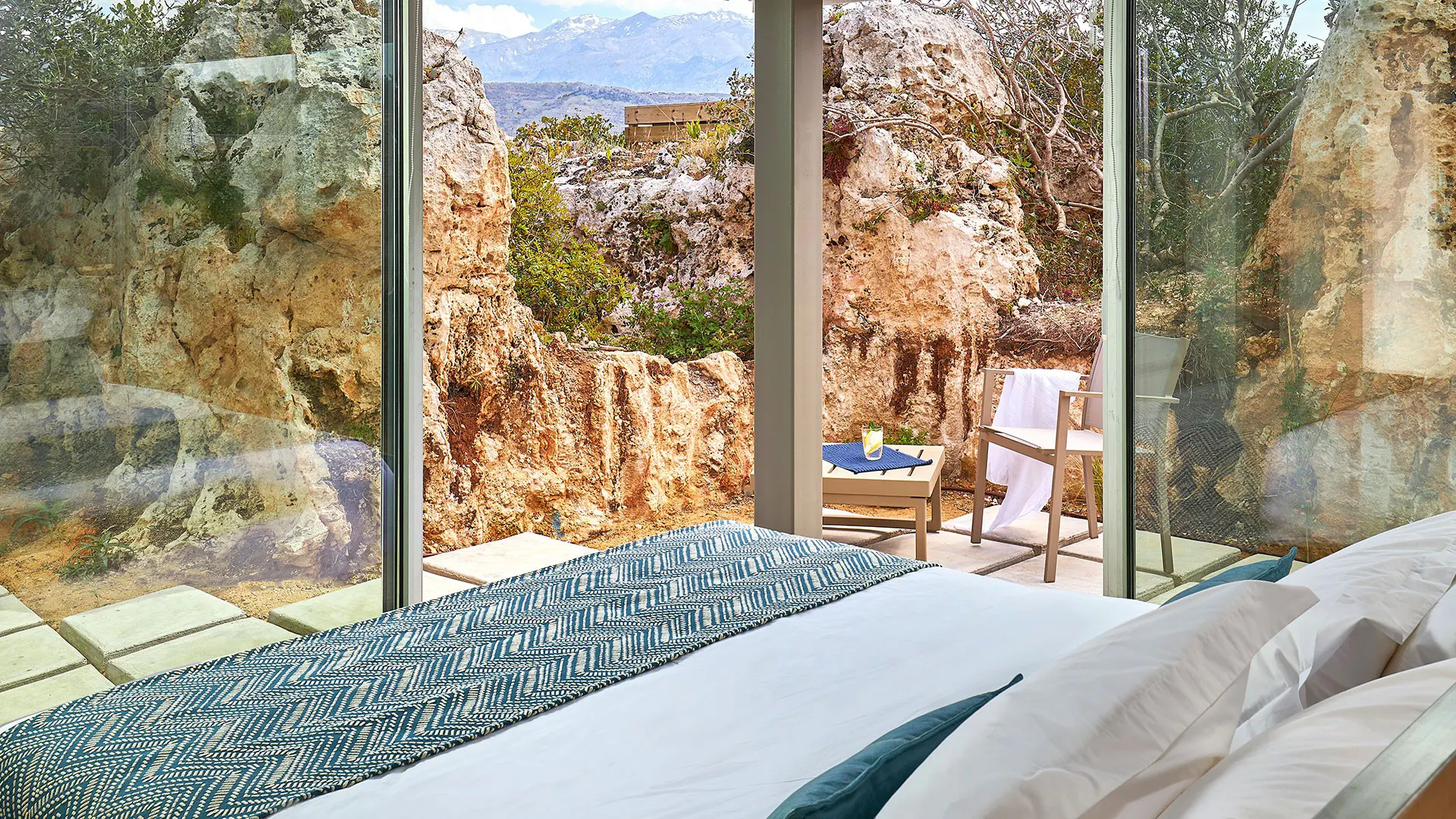 rent a luxury villa with private pool